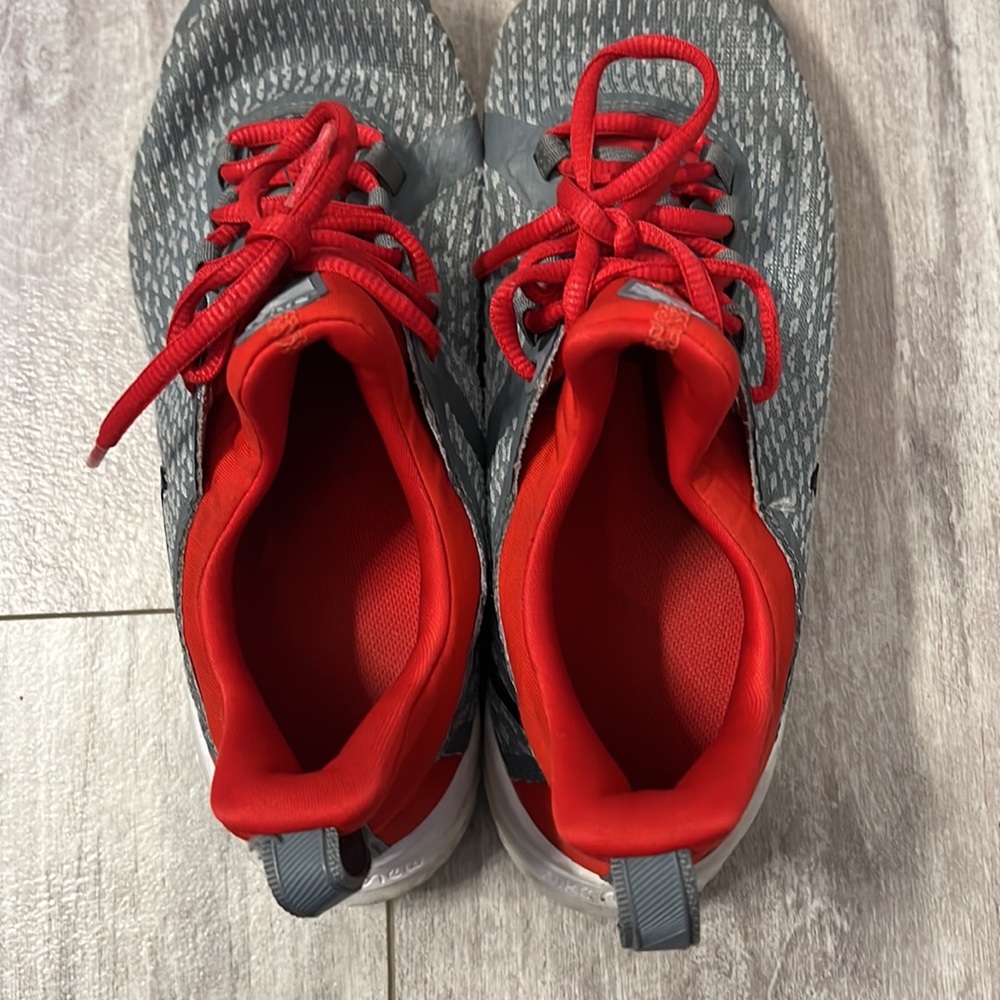 Nike Rival 6Y Red and Gray Shoes - Picture 8 of 8